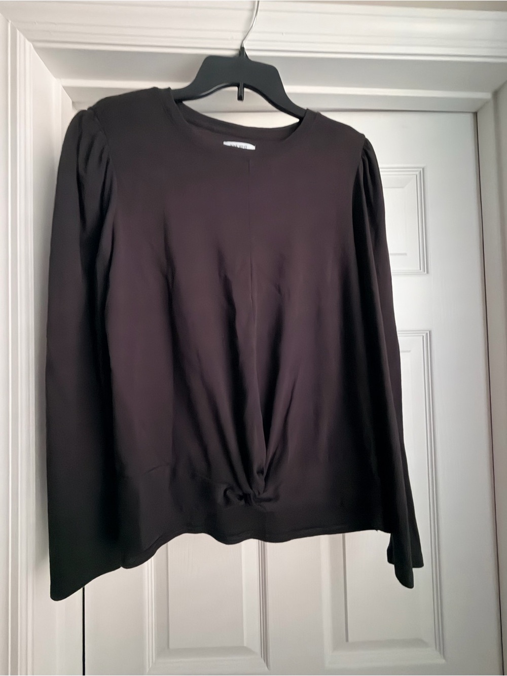 Nine West Black Long-Sleeve Twist-Front Top